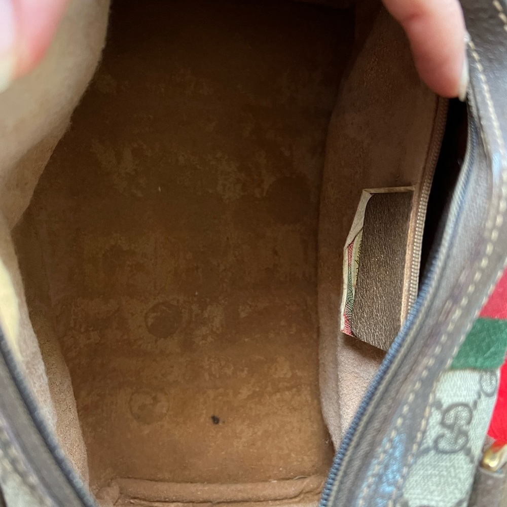 Vintage Gucci Bags - Picture 16 of 16